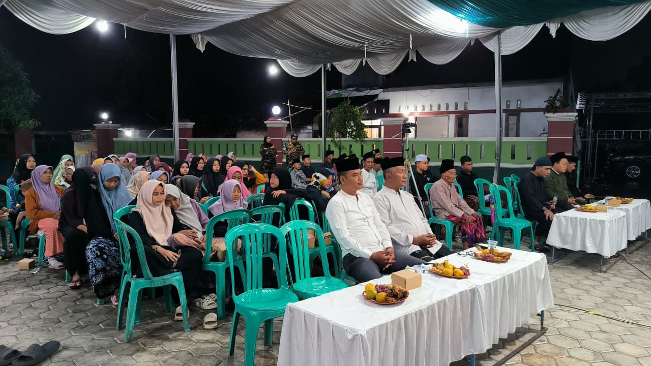 Resmi Dilantik, Duet Ust. Ali Khudlori dan Ust. Rojab Badawi Nahkodai NU Ranting Bojong Kelor - Foto 3