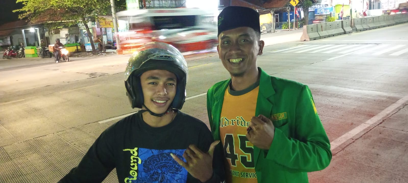 Kawal Arus Mudik 2026, Banser dan Ansor Warureja Siagakan Posko Pelayanan di Pospol Babadan - Foto 2